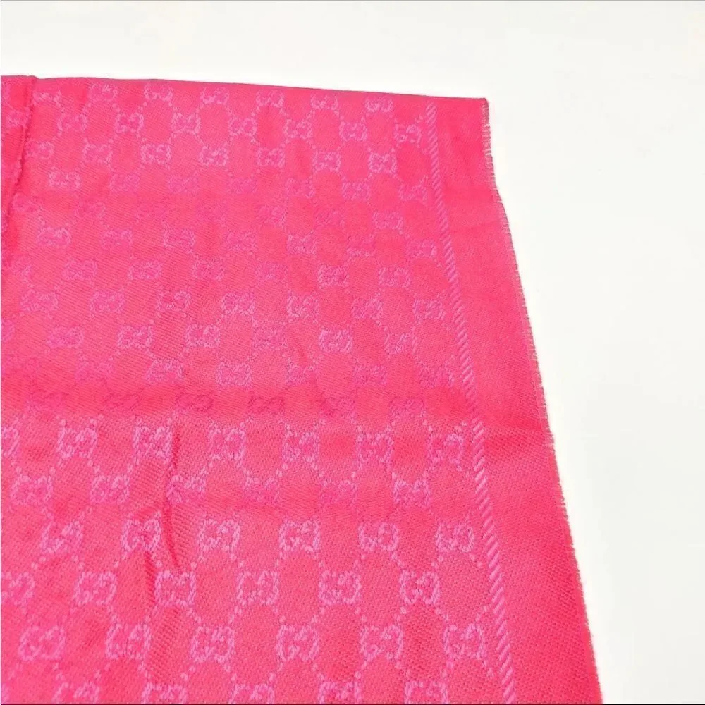 Gucci Red Fuchsia GG Monogram Wool Lame Jacquard Stenlux Scarf Stole Shawl Wrap